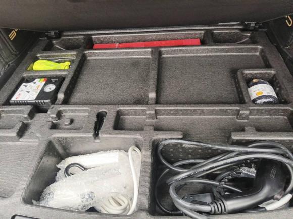 [上海·沪A] 二手比亚迪宋Pro新能源2022款 DM-i 110km 旗舰型Pro