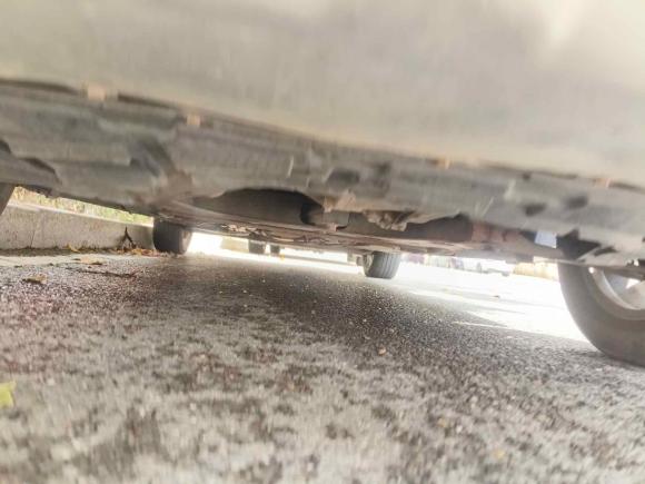 [青岛·鲁B] 二手日产骊威2010款 劲锐版 1.6L 手动标准型