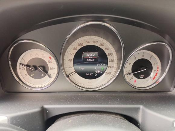 [南京·苏A] 二手奔驰奔驰GLK级2013款 改款 GLK 300 4MATIC 时尚型