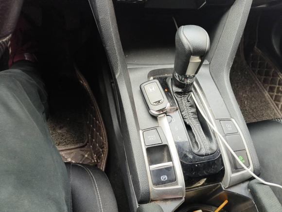 [义乌·赣F] 二手本田思域2016款 220TURBO CVT豪华版