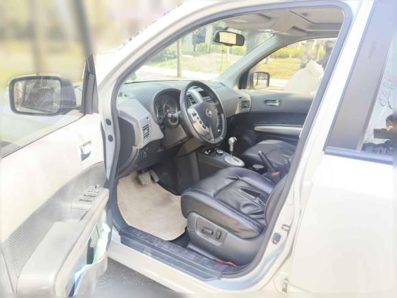 [西安·陕A] 二手日产奇骏2010款 2.5L CVT豪华版 4WD