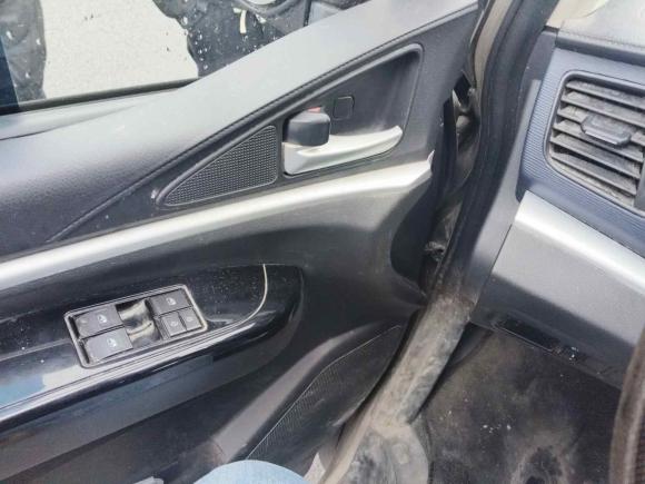 [上海·苏F] 二手东风风行菱智2023款 M5L 1.6L 基本型 7座