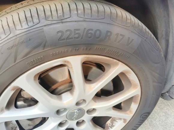 [广州·粤A] 二手Jeep自由光2016款 2.4L 领先版