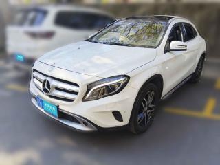 奔驰奔驰GLA2015款 GLA 220 4MATIC 时尚型