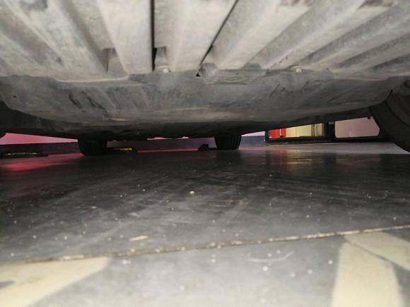 [广州·湘A] 二手奔驰奔驰C级2019款 C 260 L 运动版