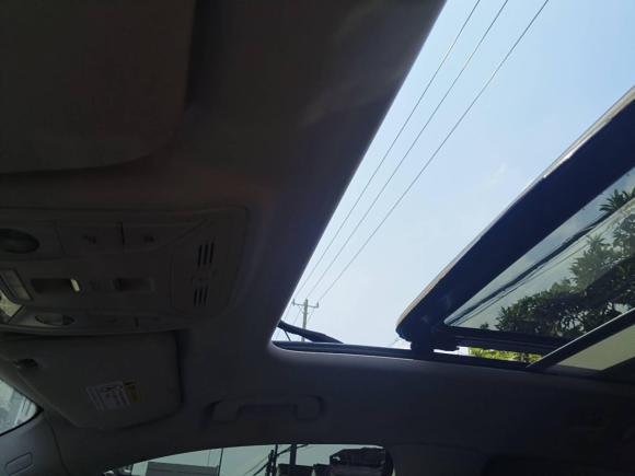 [苏州·豫A] 二手红旗红旗HS52022款 2.0T 智联旗享四驱版