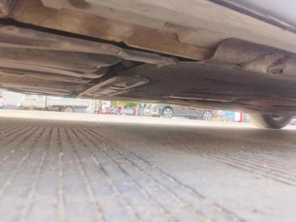 [济南·鲁A] 二手宝马宝马5系2013款 525Li 卓乐版