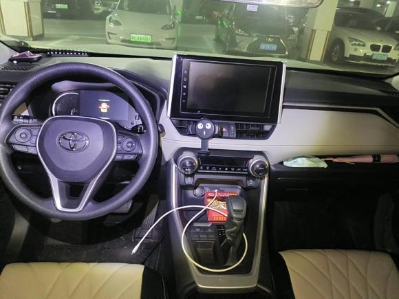 [深圳·粤B] 二手丰田RAV4荣放2020款 2.0L CVT两驱风尚版