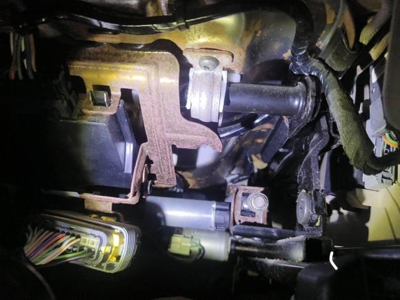 [深圳·粤B] 二手Jeep大切诺基2011款 3.6L 豪华导航版