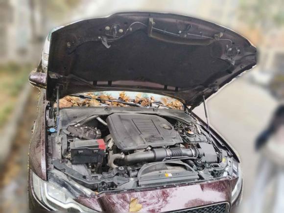 [西安·陕U] 二手捷豹捷豹XFL2018款 XFL 2.0T 250PS 尊享版