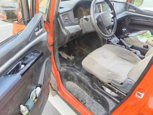 [嘉兴·浙A] 二手东风风行菱智2022款 V3 1.6L 基本型 2座