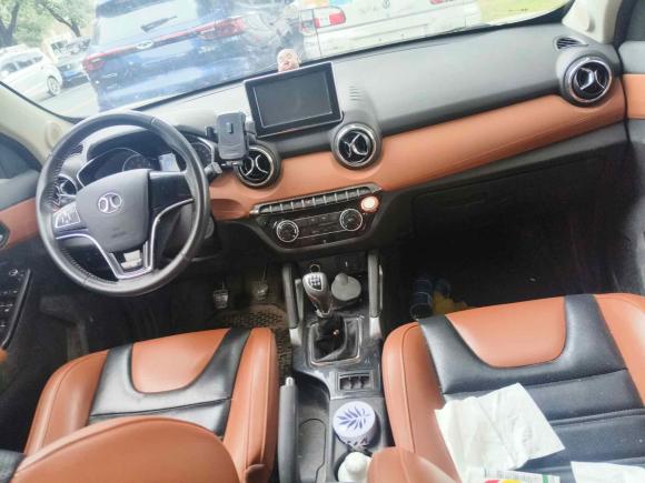 [苏州·苏U] 二手北京汽车绅宝X352016款 1.5L 手动豪华版