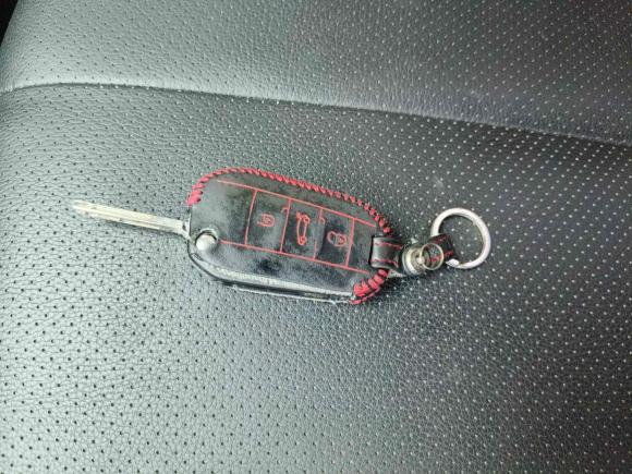 [上海·苏F] 二手标致标致4082016款 1.6T 自动豪华版