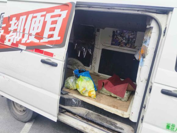 [上海·沪A] 二手东风御风御风EM262023款 标准版 41.472kWh 河南锂动