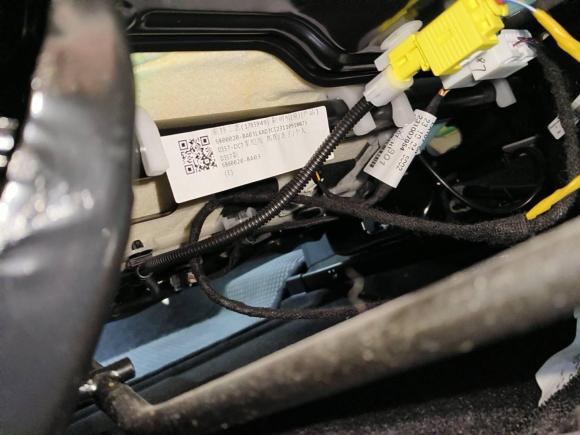 [深圳·粤L] 二手奔腾奔腾B702023款 第三代 1.5T 自动畅享型