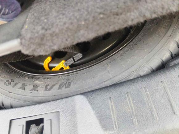 [广州·粤A] 二手林肯林肯MKC2014款 2.0T 两驱尊享版