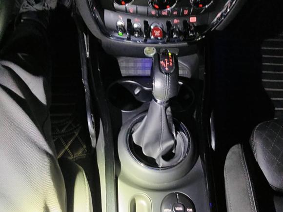 [杭州·浙A] 二手MINIMINI CLUBMAN2018款 1.5T COOPER 艺术家