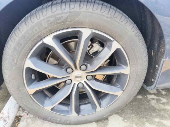 [成都·川A] 二手沃尔沃沃尔沃S602021款 T4 智逸豪华版