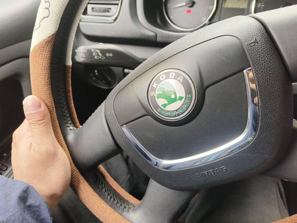 [杭州·浙A] 二手斯柯达晶锐2012款 1.6L 自动酷黑版