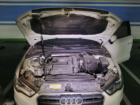 [杭州·浙A] 二手奥迪奥迪A32016款 Limousine 35 TFSI 风尚型