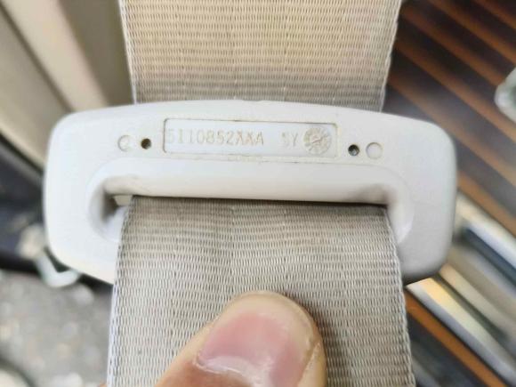 [无锡·苏B] 二手广汽传祺传祺M82018款 320T 尊贵版