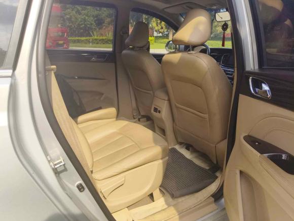 [广州·粤S] 二手宝骏宝骏7302016款 1.8L iAMT豪华型 7座