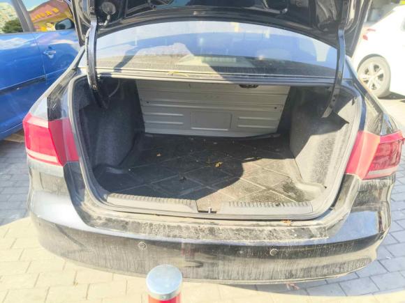 [上海·赣M] 二手大众桑塔纳2013款 1.6L 自动舒适版