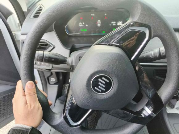 [上海·沪A] 二手威马汽车威马E.52021款 500 即客行