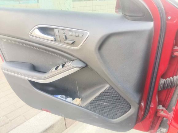 [青岛·鲁B] 二手奔驰奔驰GLA2016款 GLA 200 动感型