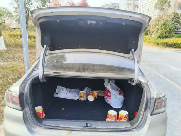 [南通·苏E] 二手标致标致3082016款 1.6L 手动时尚版