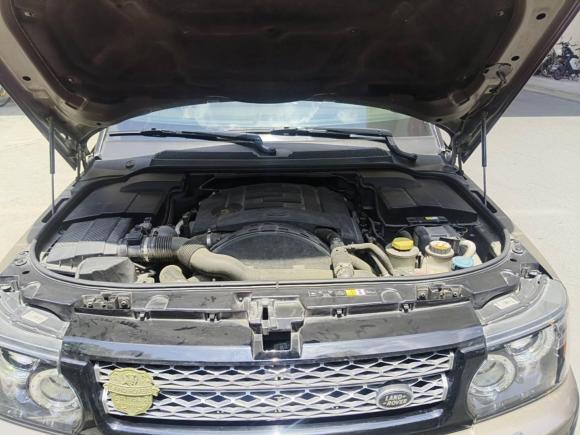 [上海·沪A] 二手路虎揽胜运动版2012款 3.0 TDV6 HSE 柴油版