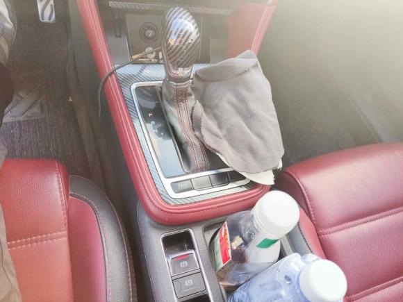 [义乌·浙G] 二手名爵MG62017款 20T 自动Trophy尊享互联网版 国V