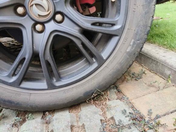 [武汉·鄂A] 二手东风风光风光5802018款 1.5T CVT智尚型