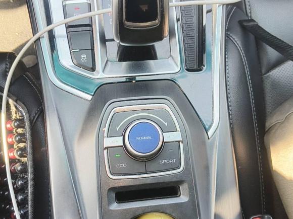 [广州·粤A] 二手吉利汽车帝豪新能源2018款 EV450 进取型