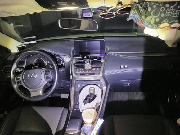 [上海·沪J] 二手雷克萨斯雷克萨斯NX2020款 200 前驱 锋逸版 国VI