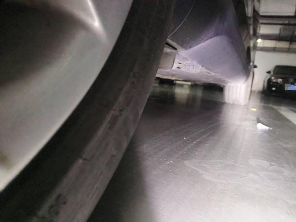 [上海·沪L] 二手宝马宝马X12010款 xDrive25i