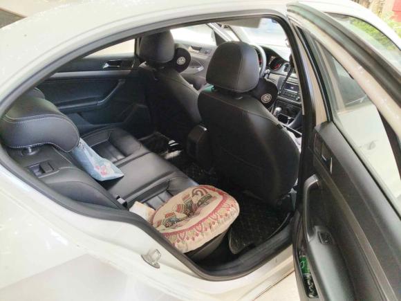 [成都·川A] 二手大众朗逸2017款 1.6L 自动舒适版