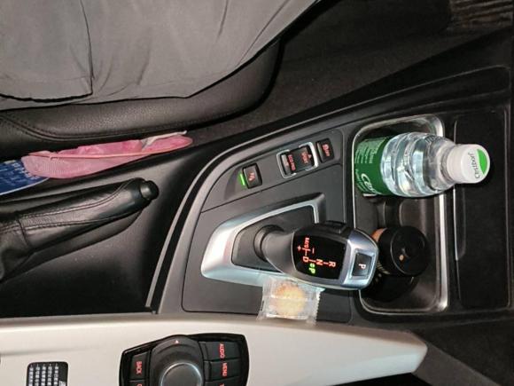 [杭州·浙A] 二手宝马宝马3系2015款 320i 时尚型