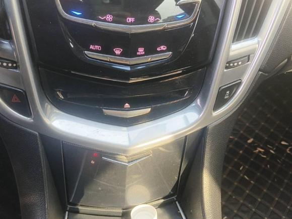 [青岛·鲁U] 二手凯迪拉克凯迪拉克SRX2013款 3.0L 舒适型