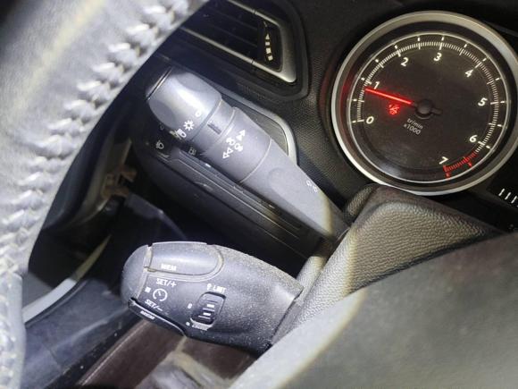 [武汉·鄂A] 二手标致标致4082014款 1.8L 自动豪华版