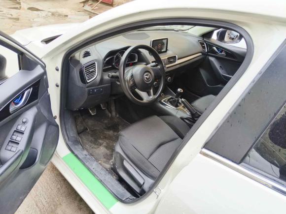 [西安·陕U] 二手马自达马自达3 昂克赛拉2016款 三厢 1.5L 手动豪华型