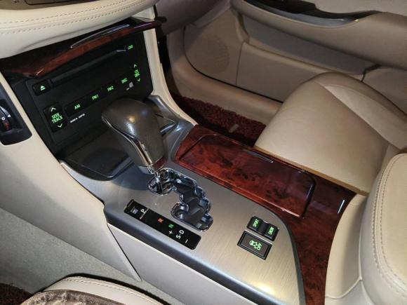 [广州·粤A] 二手丰田皇冠2012款 2.5L Royal 真皮版