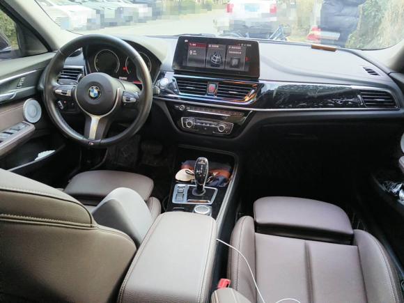 [上海·苏B] 二手宝马宝马1系2022款 120i M运动曜夜版