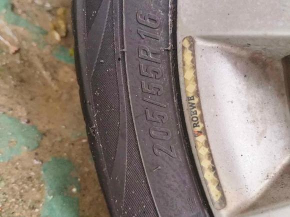 [上海·沪A] 二手荣威荣威i6新能源2017款 45T 混动互联智享版