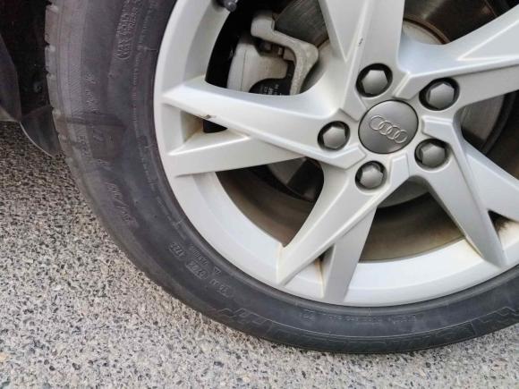 [济南·鲁A] 二手奥迪奥迪Q32017款 35 TFSI 时尚型