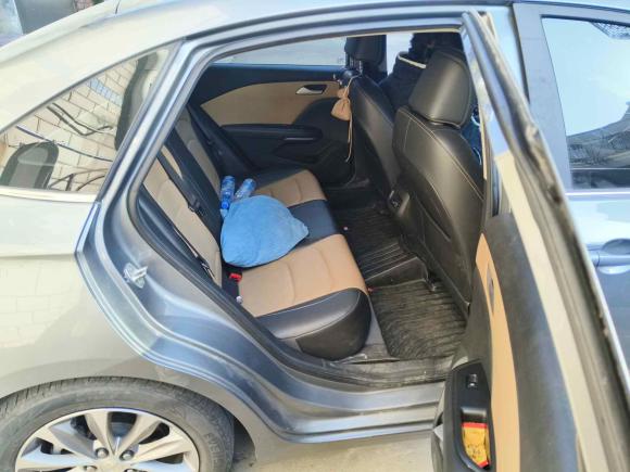 [无锡·苏B] 二手雪佛兰科鲁泽2022款 320 自动悦享天窗版