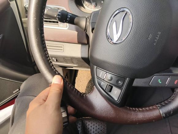 [苏州·苏E] 二手陆风陆风X72015款 2.0T 全景尊贵版