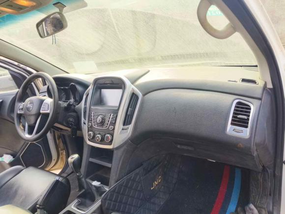 [成都·川G] 二手江铃域虎52018款 2.4T经典版柴油手动四驱豪华型长轴JX4D24A5L