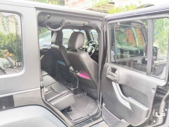 [上海·沪B] 二手Jeep牧马人2015款 3.6L Rubicon 四门舒享版