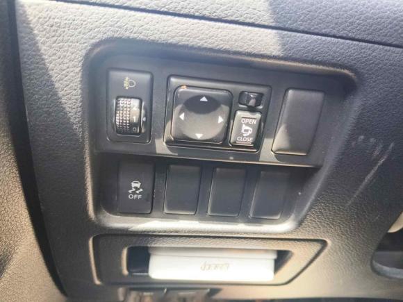 [成都·川A] 二手启辰启辰T902017款 2.0L 手动智尚版